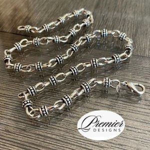 PREMIER DESIGN LAUREN NECKLACE 18"  (like new)